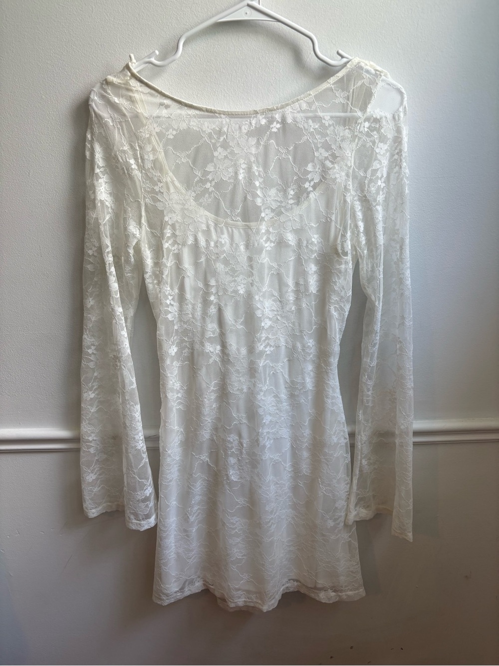 H&M Cream Lace Long Sleeve Tunic